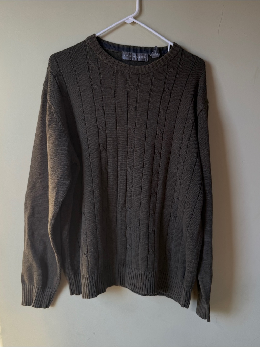 Oscar De La Renta Cable Knit Sweater